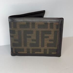 Authentic FENDI Zucca FF Canvas Bifold Wallet Vintage Brown Black Italy leather